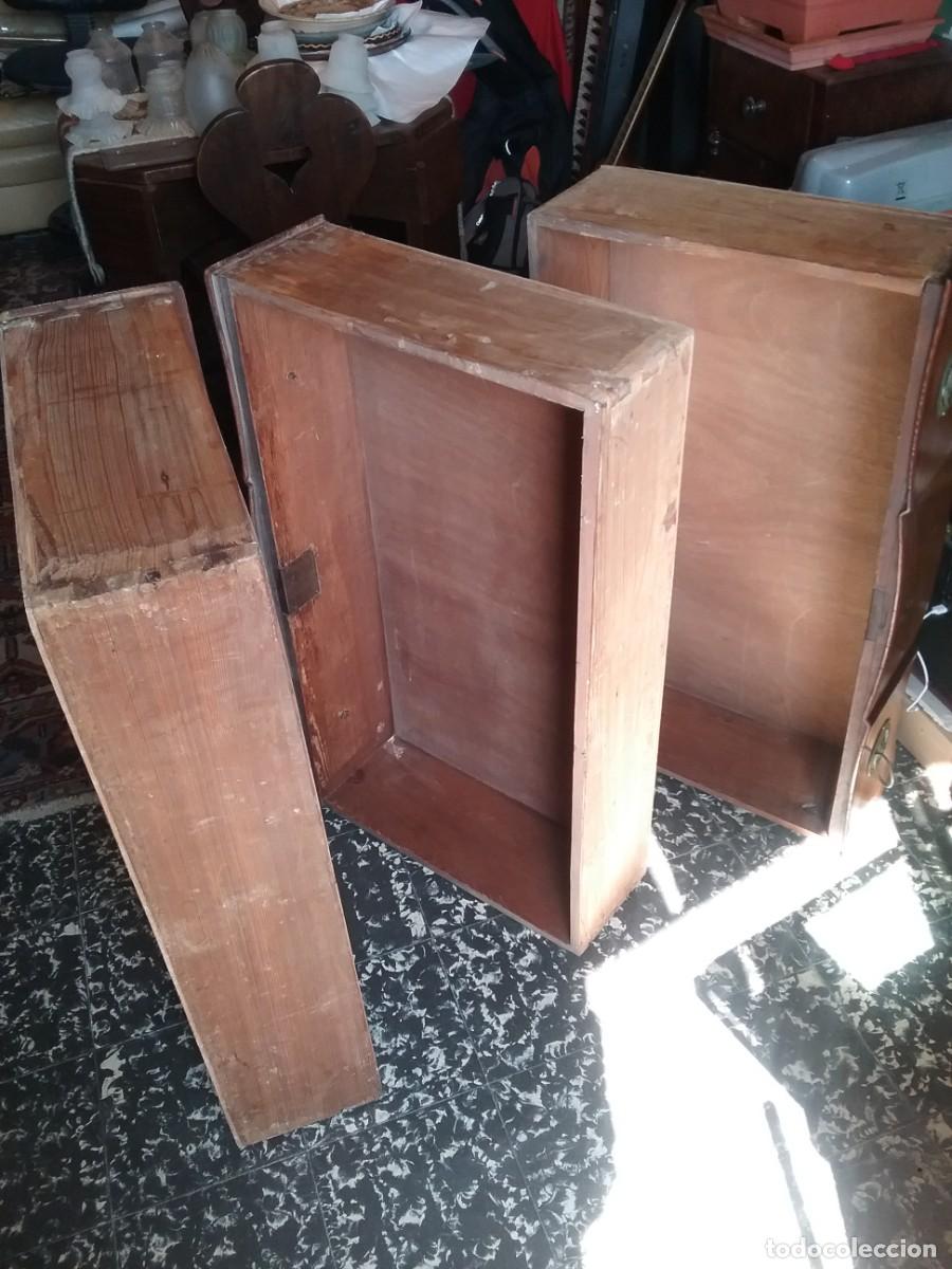 Antig&uuml;edades: HERMOSA COMODA SIGLO 18 - Foto 7