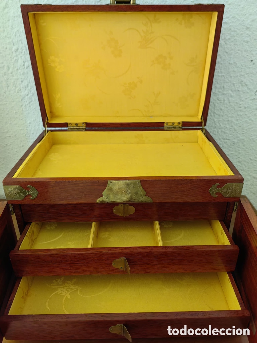 Antig&uuml;edades: Gran caja de madera de China - Foto 2
