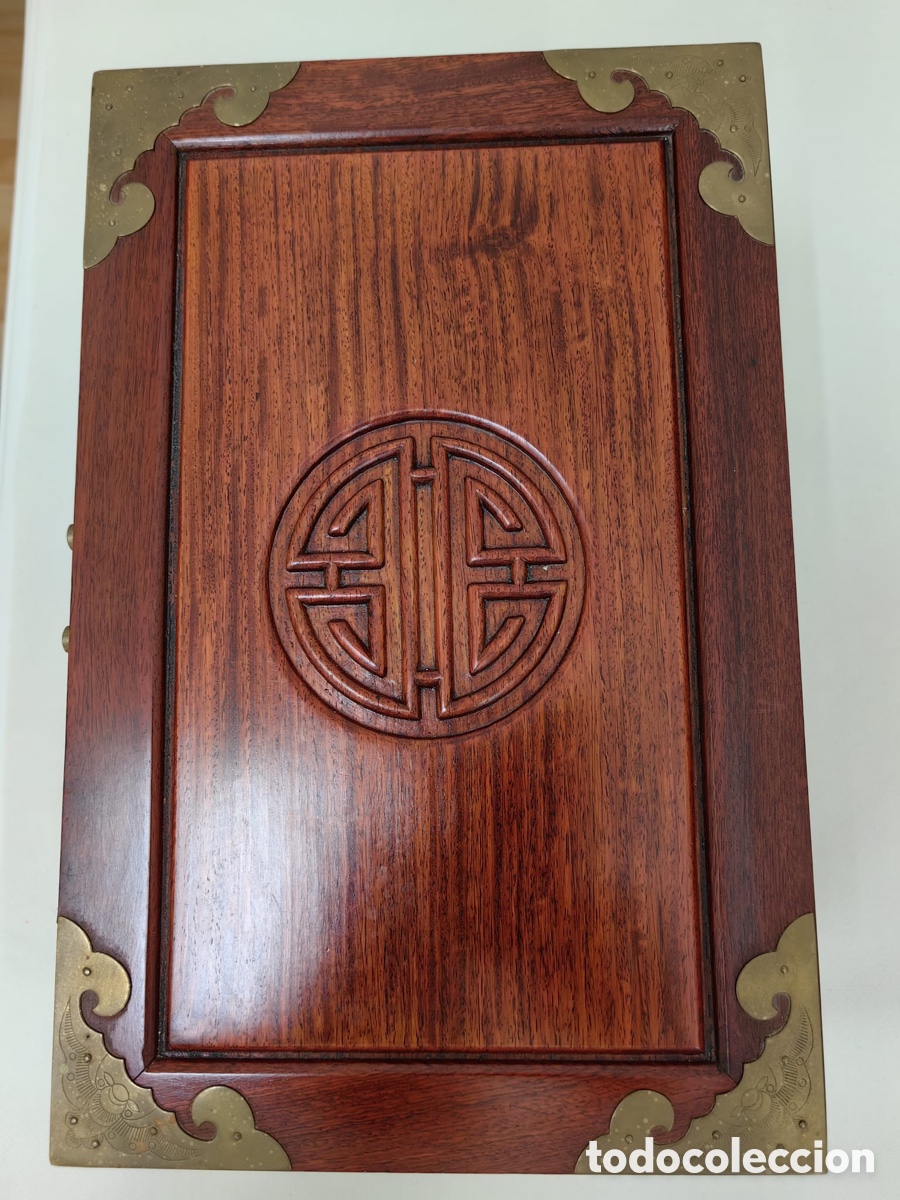 Antig&uuml;edades: Gran caja de madera de China - Foto 3