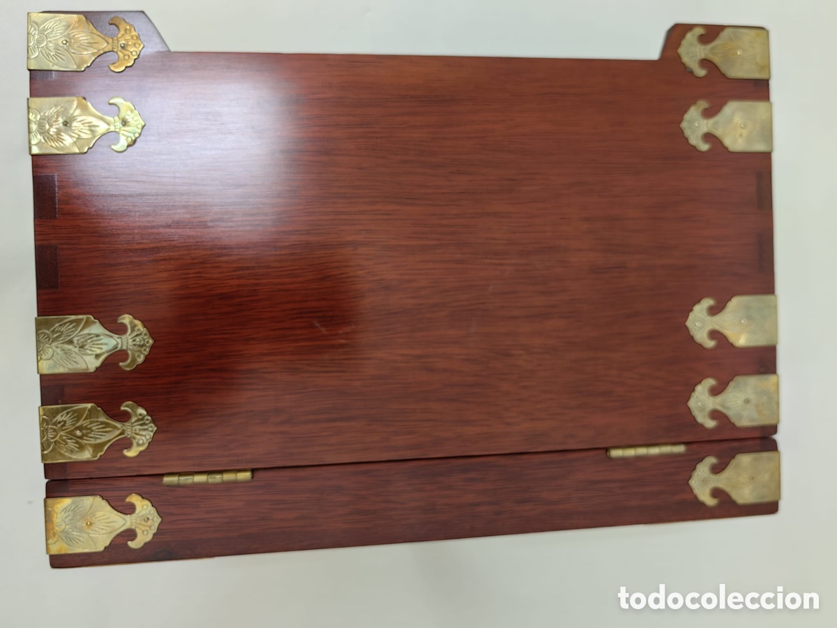 Antig&uuml;edades: Gran caja de madera de China - Foto 6