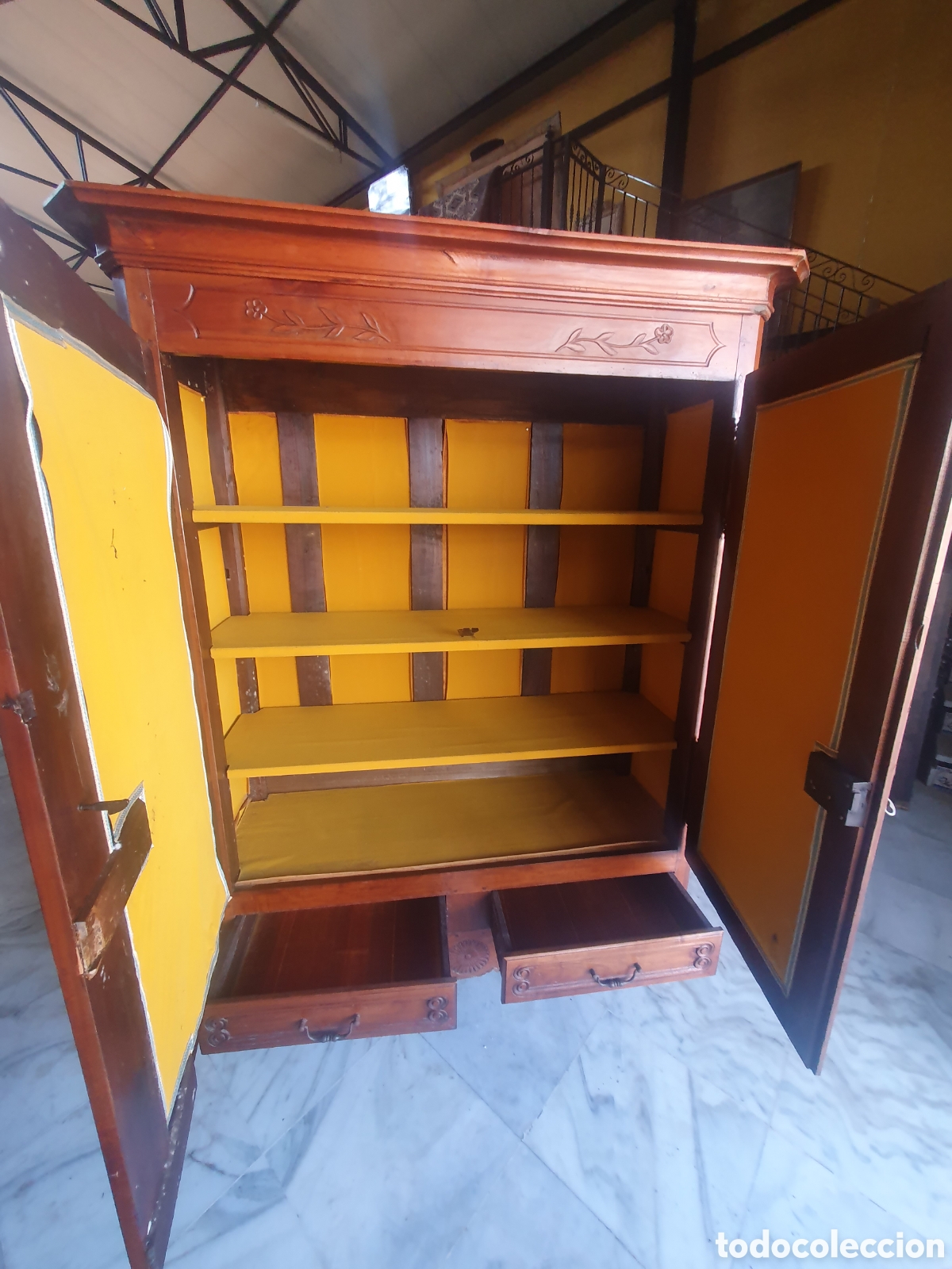 Antig&uuml;edades: Armario antiguo - Foto 3
