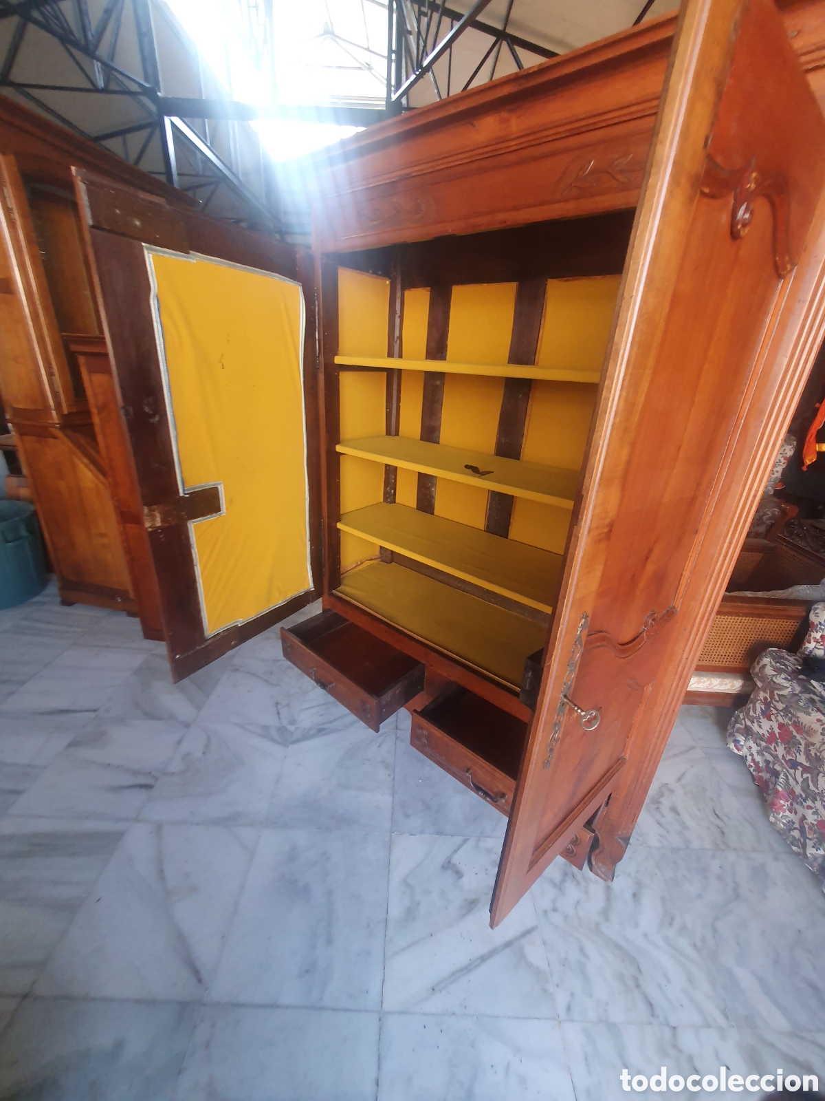 Antig&uuml;edades: Armario antiguo - Foto 4