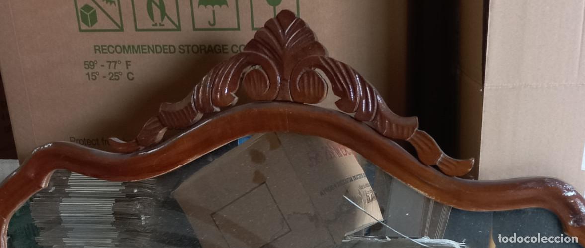 Antig&uuml;edades: ESPEJO ANTIGUO DE MADERA PARA COMODA - Foto 2