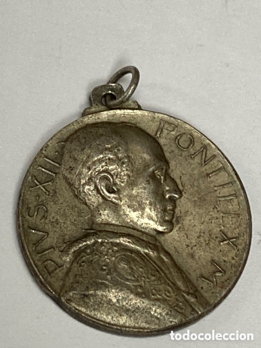 Antig&uuml;edades: Medalla Religiosa de metal [C21] - Foto 1