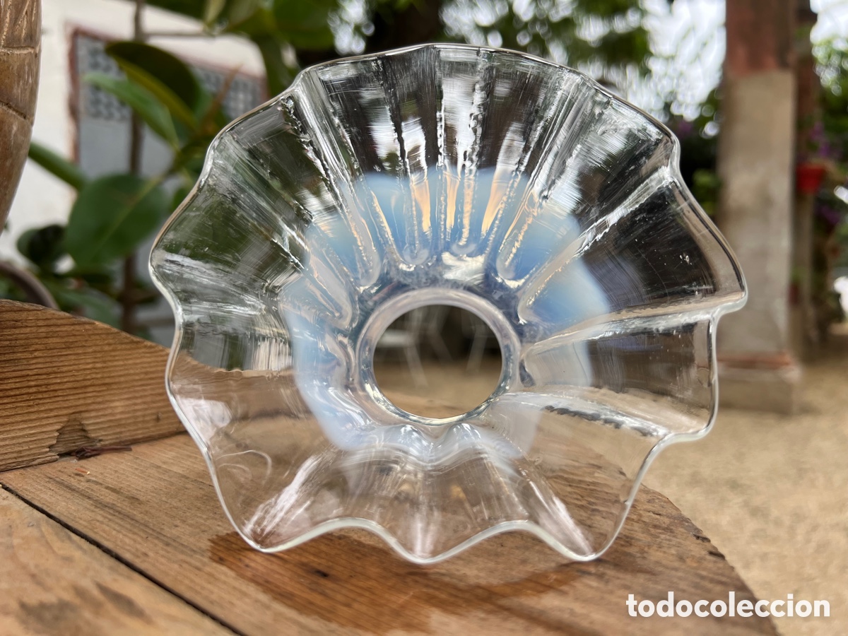 Antig&uuml;edades: PEQUE&Ntilde;A TULIPA DE OPALINA. S.XIX - Foto 2