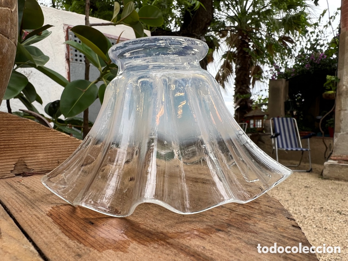 Antig&uuml;edades: PEQUE&Ntilde;A TULIPA DE OPALINA. S.XIX - Foto 1