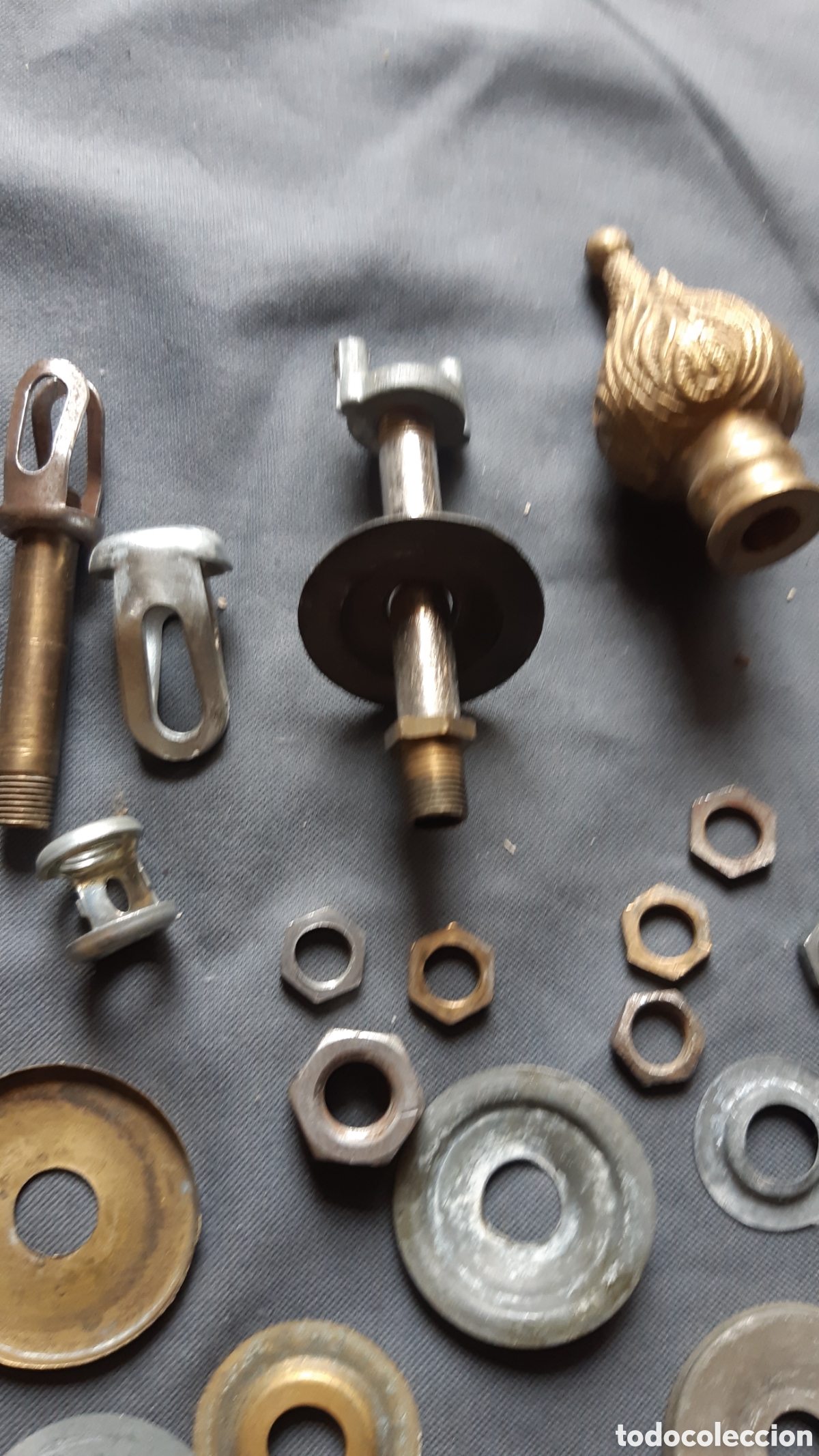Antig&uuml;edades: Diversos complementos de l&aacute;mpara antigua. - Foto 2