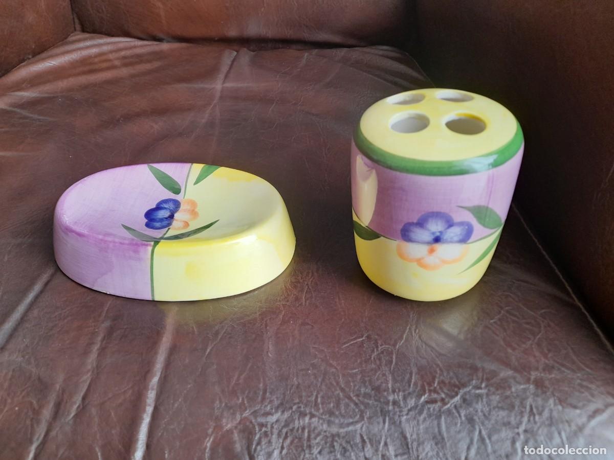 Antiguidades: Portacepillos dental y jabonera de cer&aacute;mica