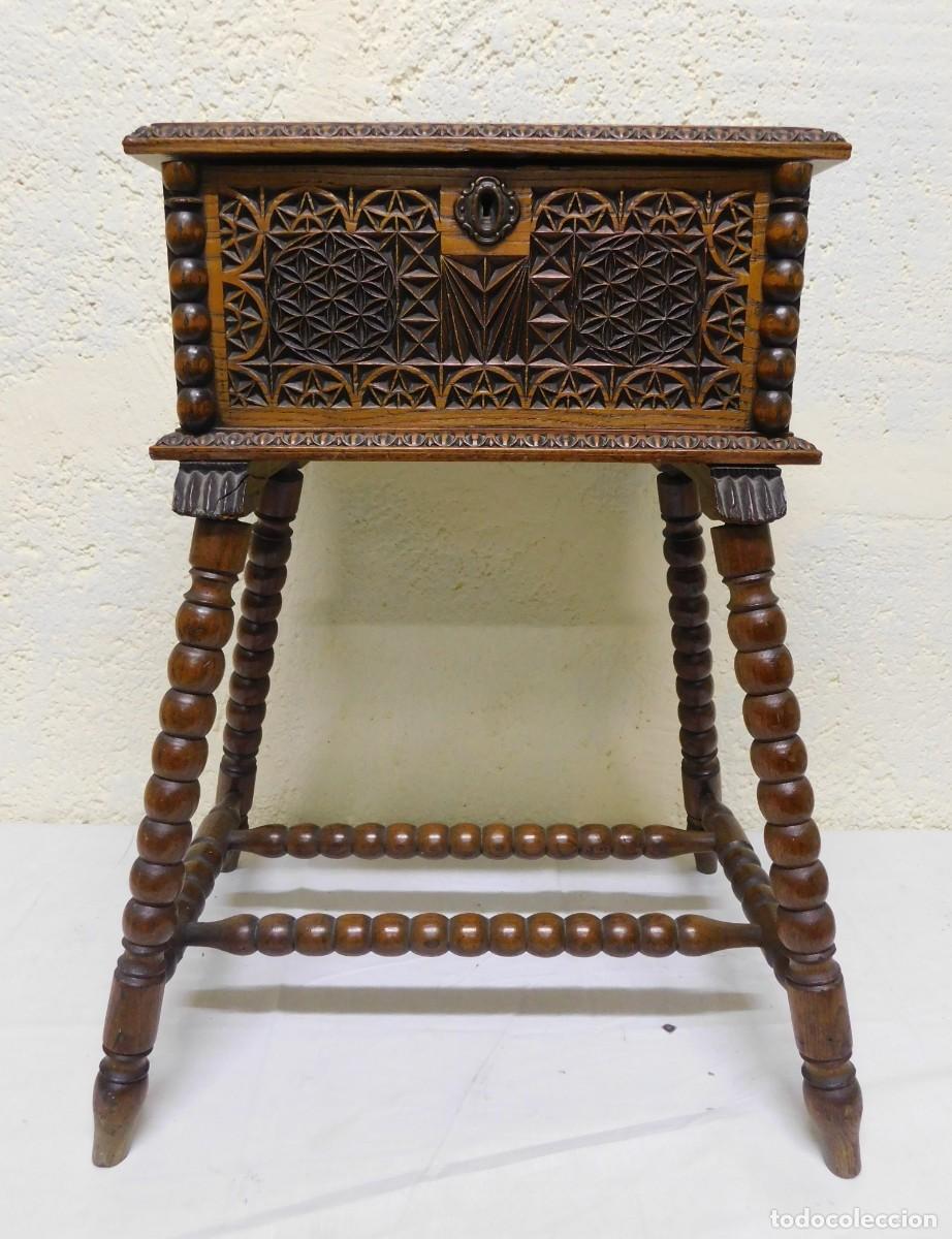 Antig&uuml;edades: MUEBLE COSTURERO - Foto 1