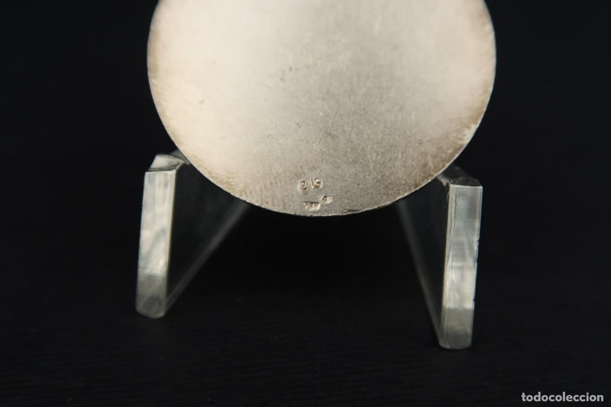 Antig&uuml;edades: Antigua Medalla Religiosa de Plata - Foto 4