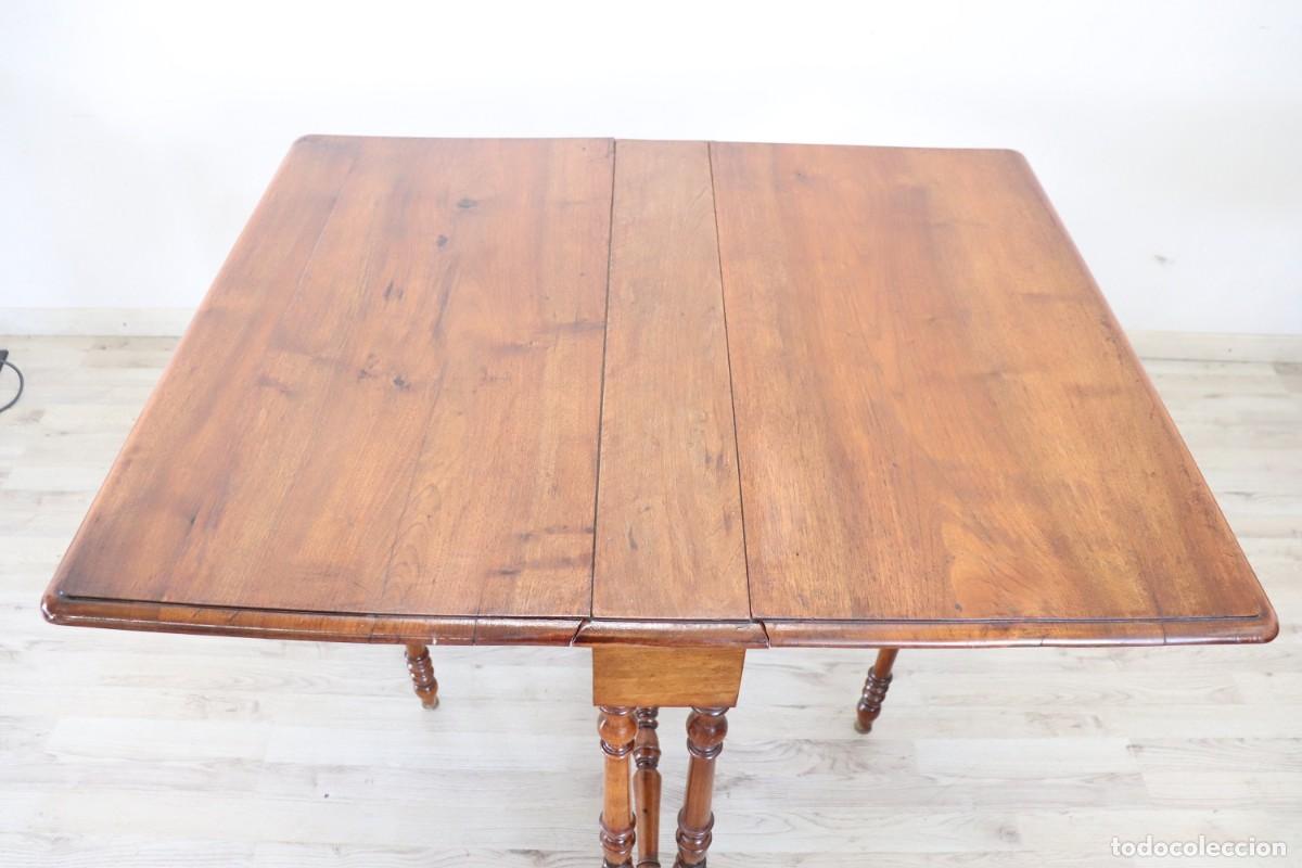 Antig&uuml;edades: Mesa de nogal, siglo XIX - Foto 4