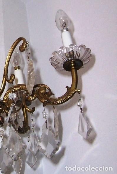 Antig&uuml;edades: Ara&ntilde;a de bronce y cristal de 1946. - Foto 2