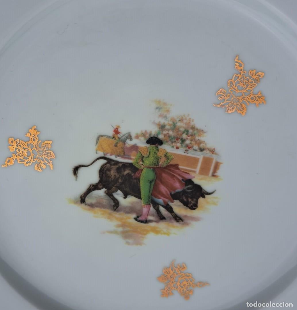 Antig&uuml;edades: PLATO LIMOGES TAURINO TOROS - Foto 2