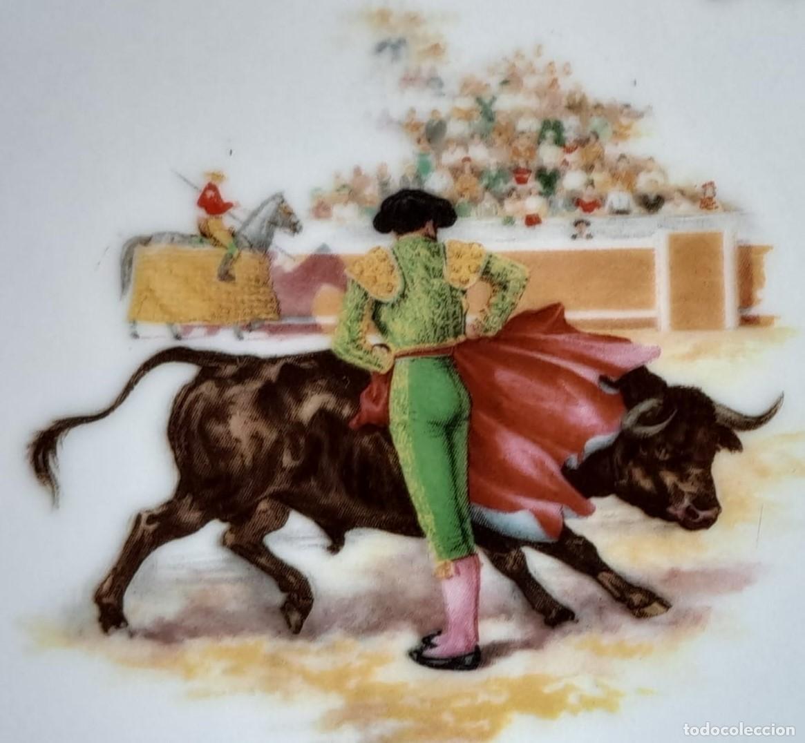 Antig&uuml;edades: PLATO LIMOGES TAURINO TOROS - Foto 3