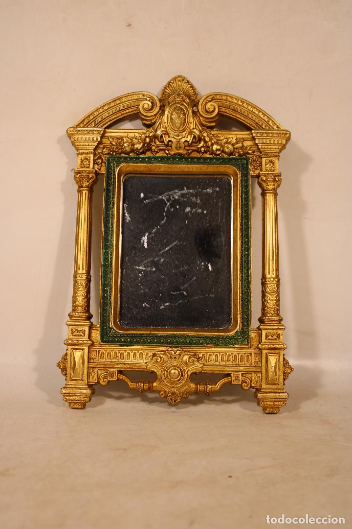 Antig&uuml;edades: espejo de resina dorada - Foto 5