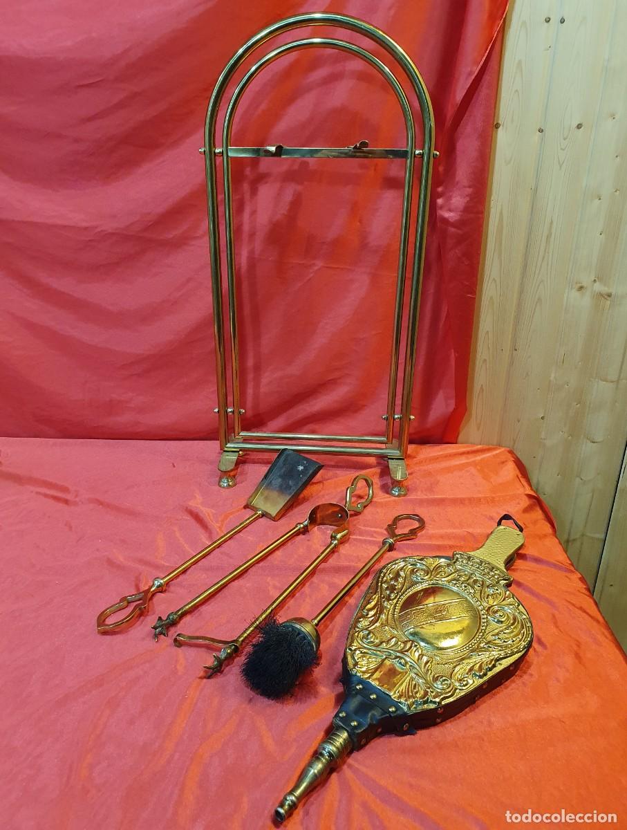 Antig&uuml;edades: JUEGO DE ACCESORIOS CHIMENEA DE LATON - Foto 9