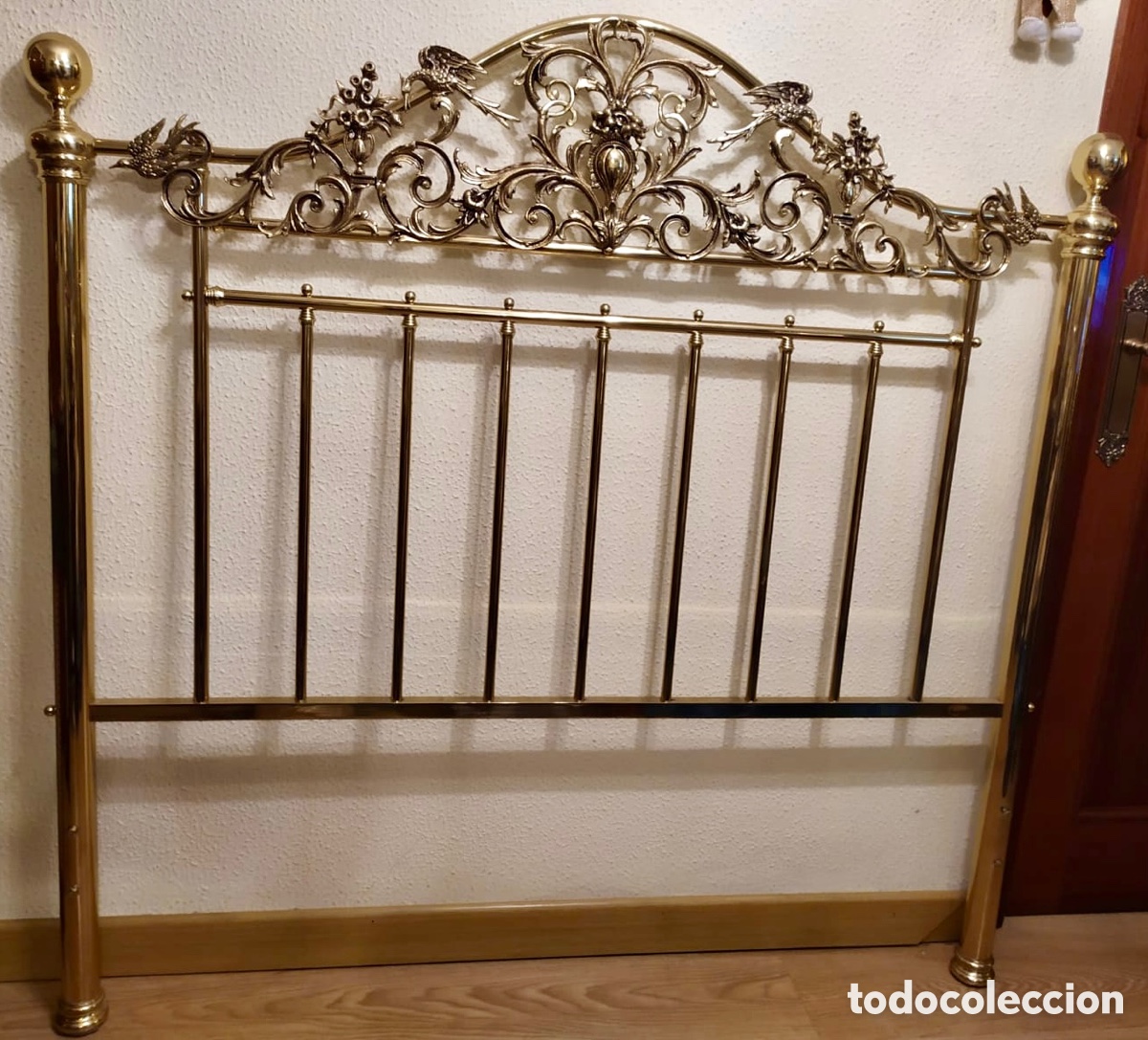 Antig&uuml;edades: Cabecero y piecero de cama de bronce y lat&oacute;n - Foto 9