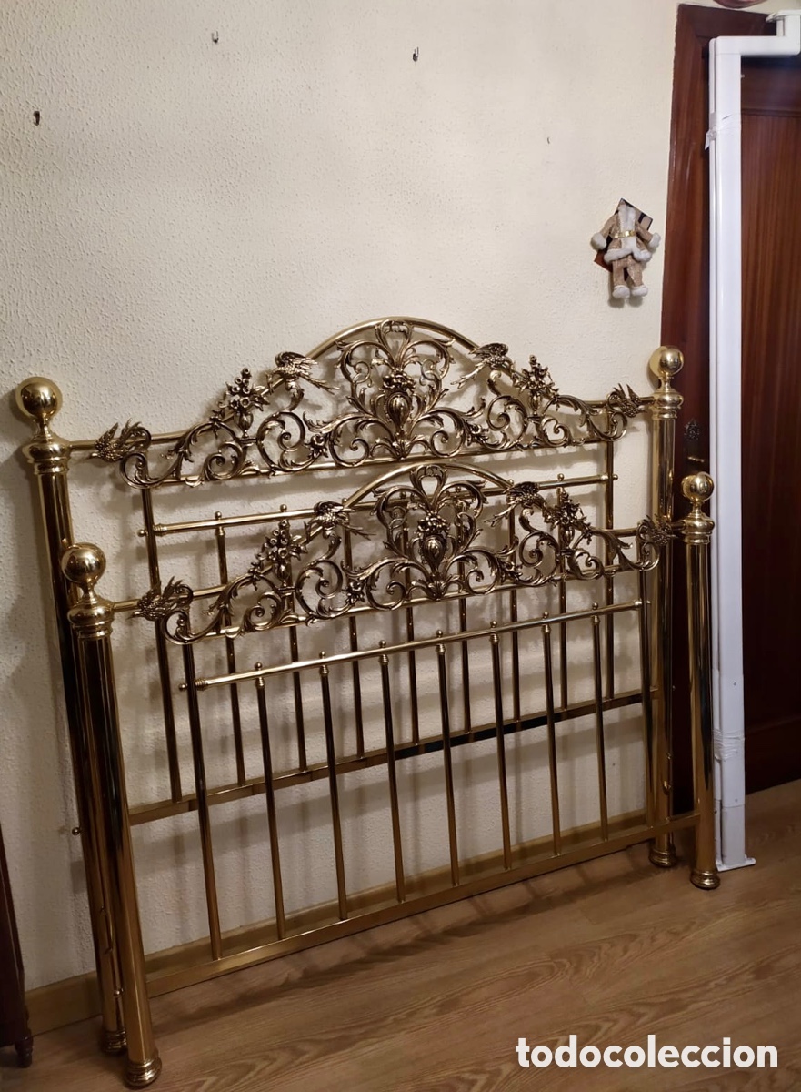 Antig&uuml;edades: Cabecero y piecero de cama de bronce y lat&oacute;n - Foto 11
