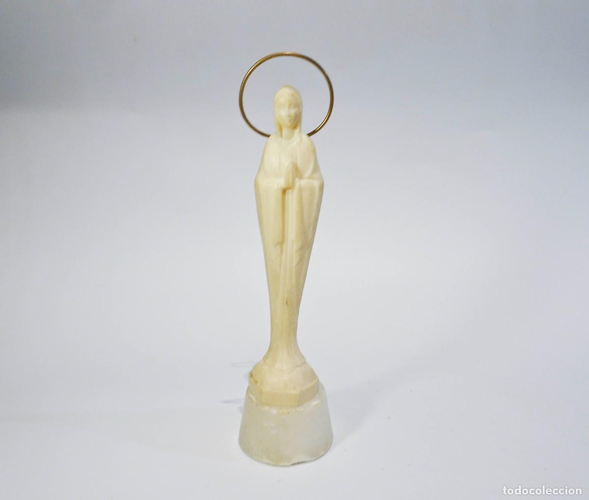 Antig&uuml;edades: Figura Virgen pl&aacute;stico vintage - Foto 1