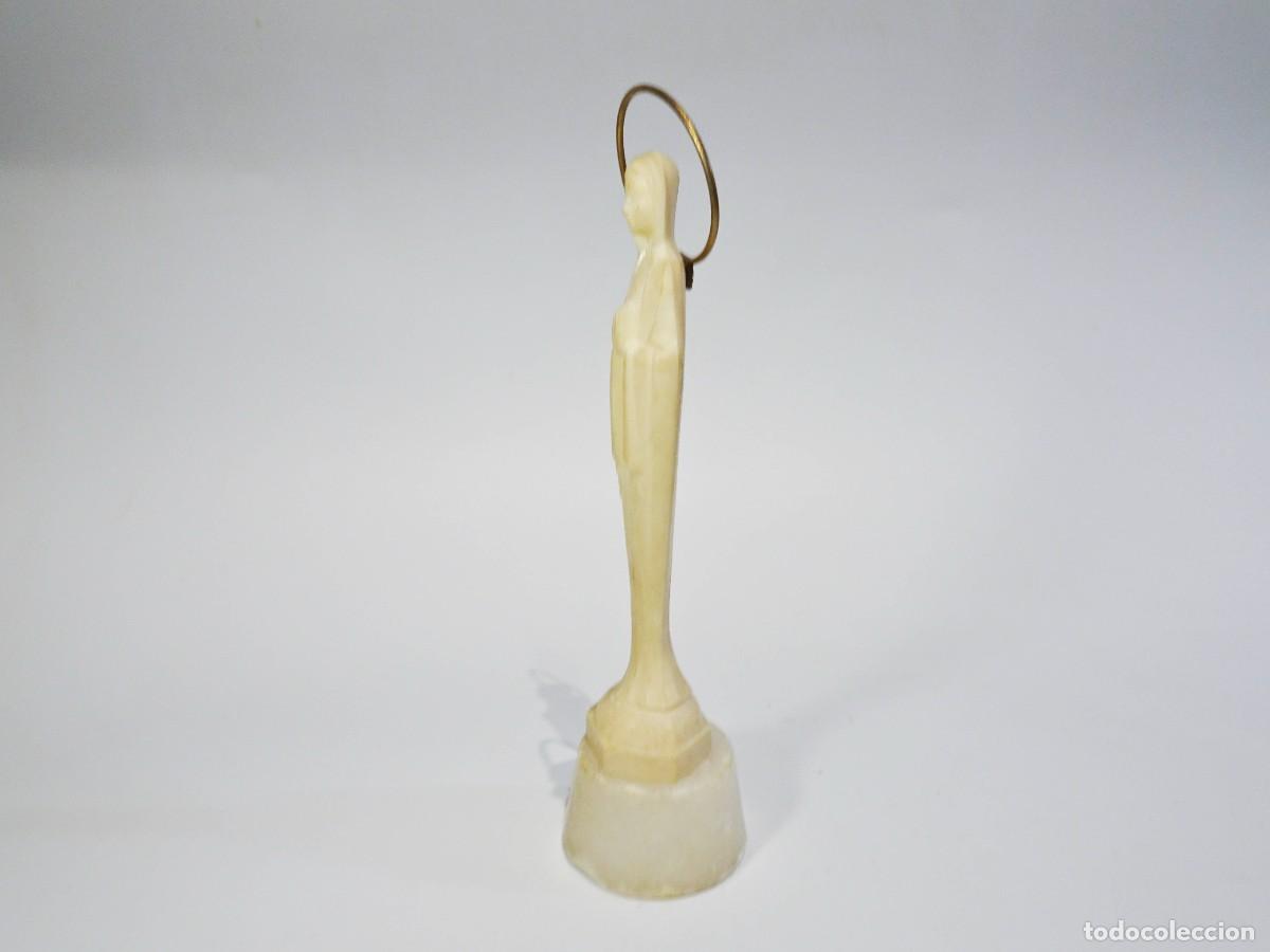Antig&uuml;edades: Figura Virgen pl&aacute;stico vintage - Foto 2