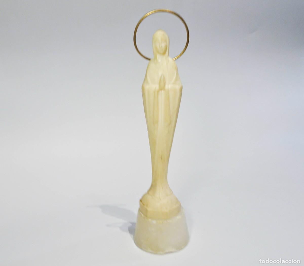 Antig&uuml;edades: Figura Virgen pl&aacute;stico vintage - Foto 5
