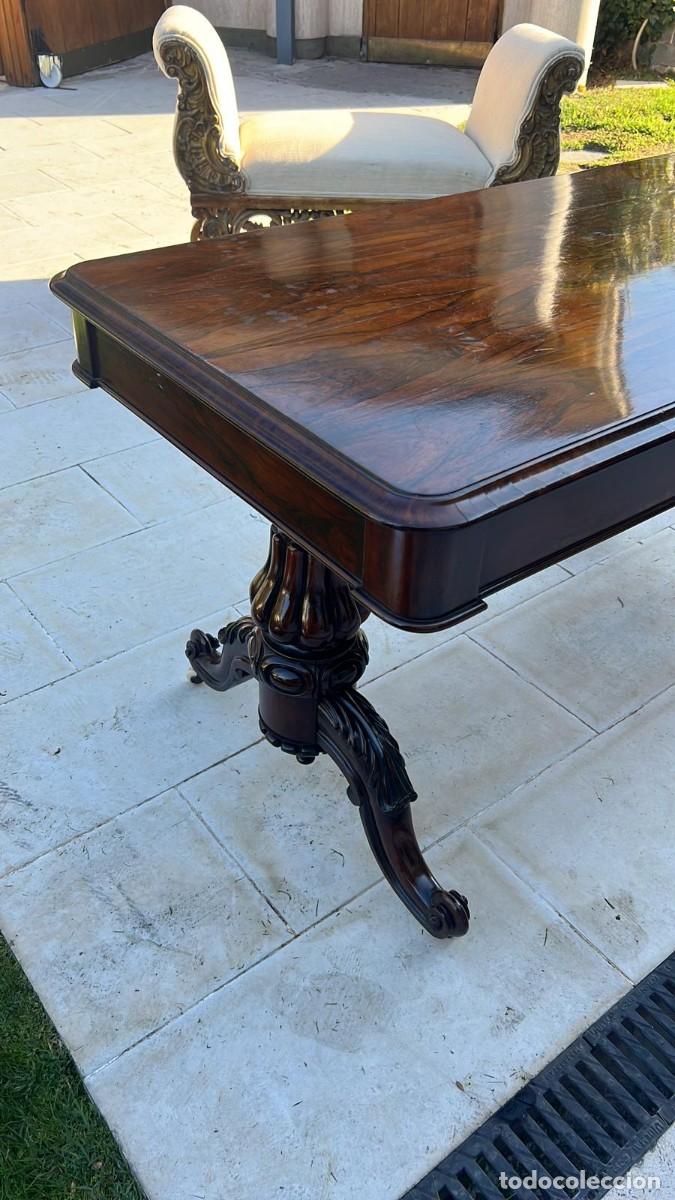 Antig&uuml;edades: Mesa en caoba con ruedas. - Foto 7