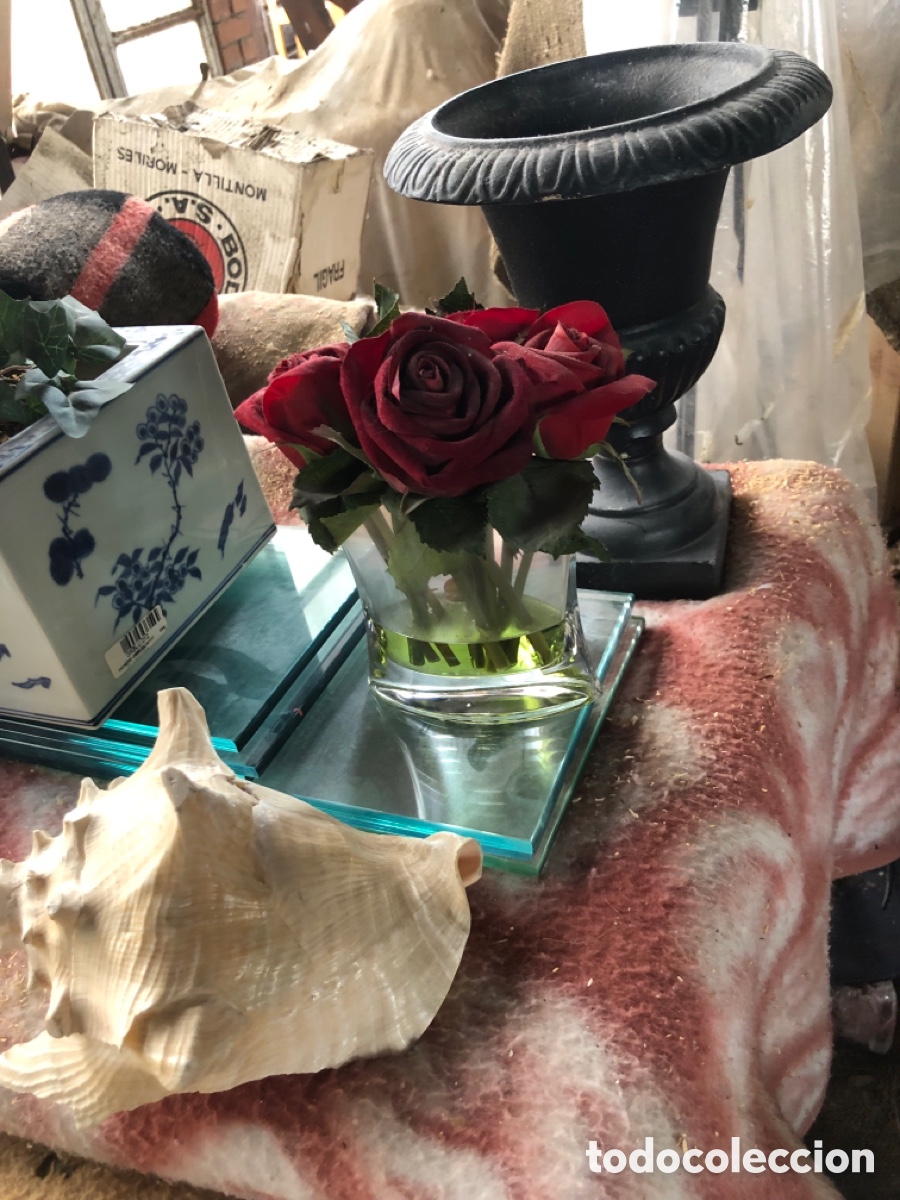 Antig&uuml;edades: macetero cuadrado chino con flores artificiales - Foto 2