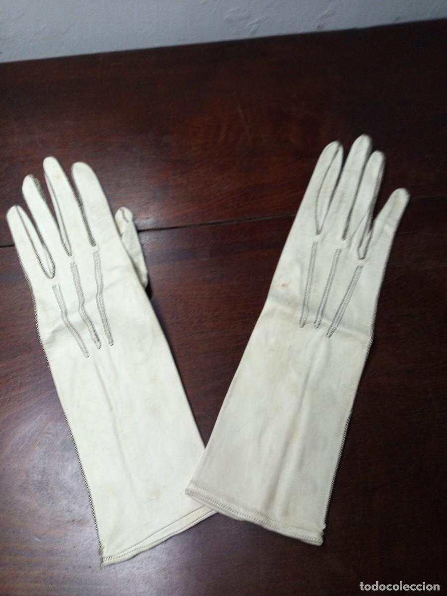 Guantes de Piel Blanco