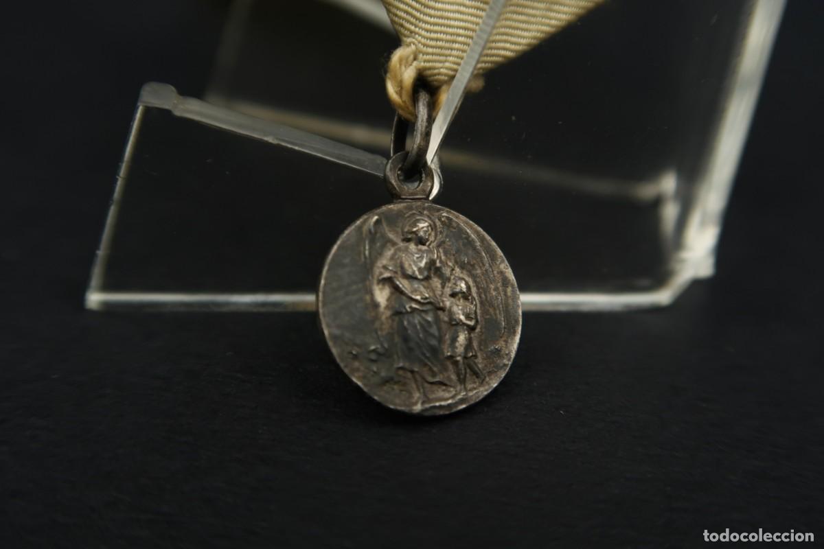 Antig&uuml;edades: Antigua Medalla Religiosa de Plata - Foto 5