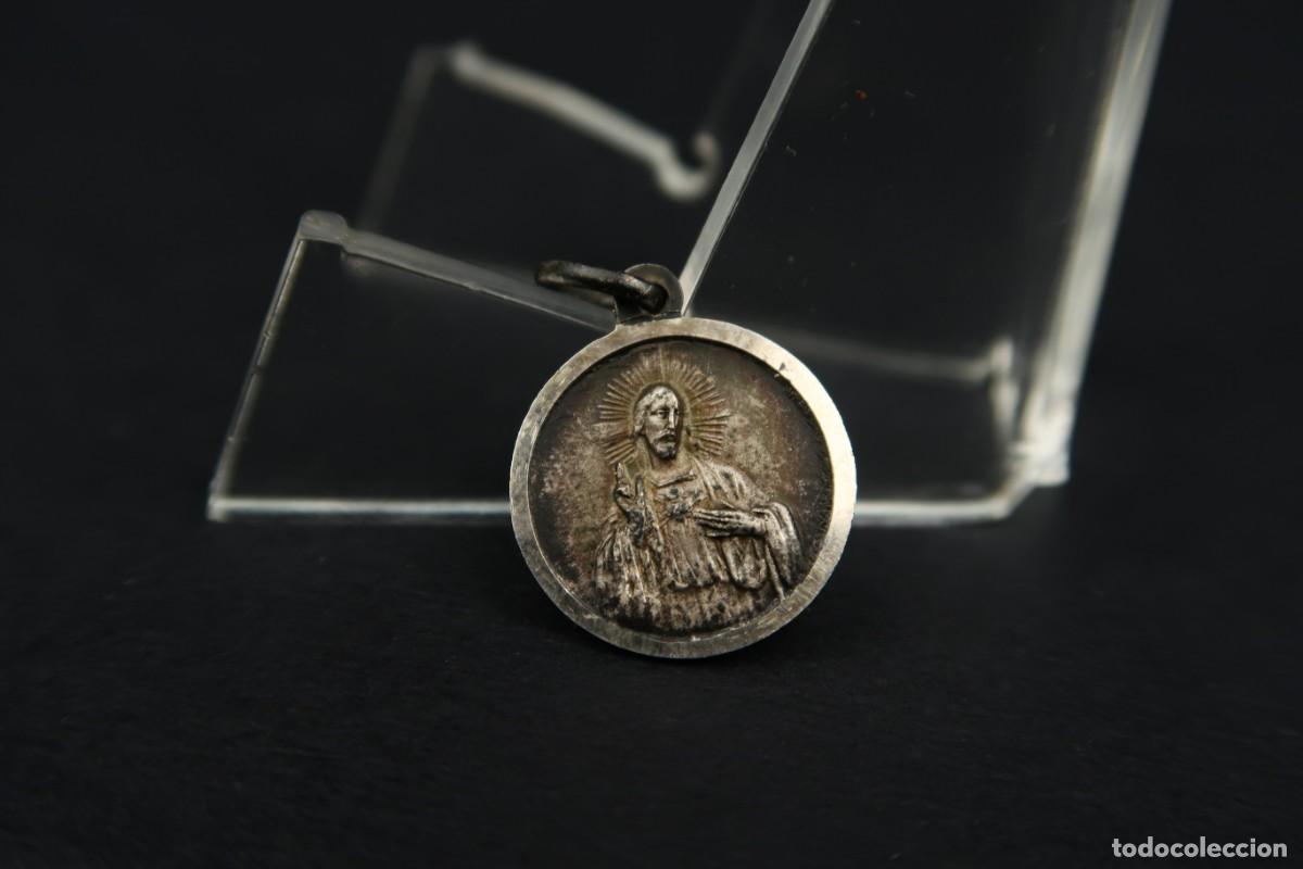 Antig&uuml;edades: Antigua Medalla Religiosa de Plata - Foto 4