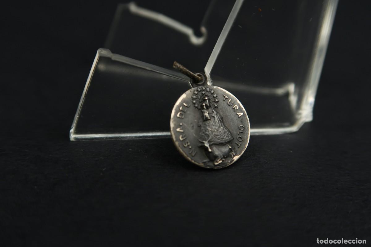 Antig&uuml;edades: Antigua Medalla Religiosa de Plata - Foto 4