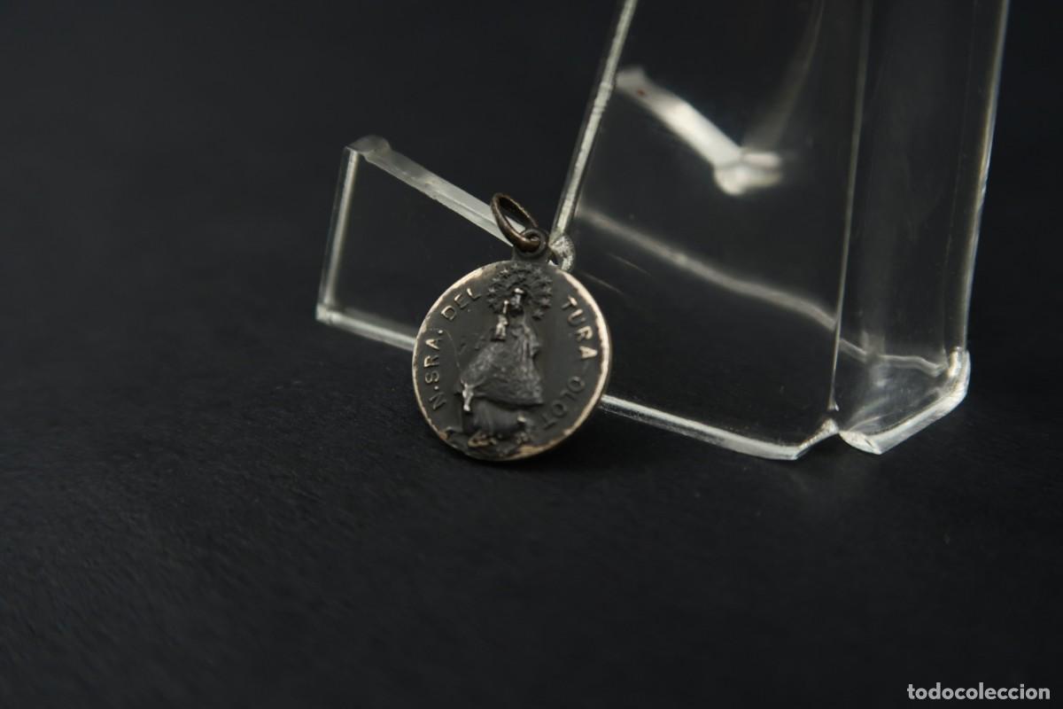 Antig&uuml;edades: Antigua Medalla Religiosa de Plata - Foto 5