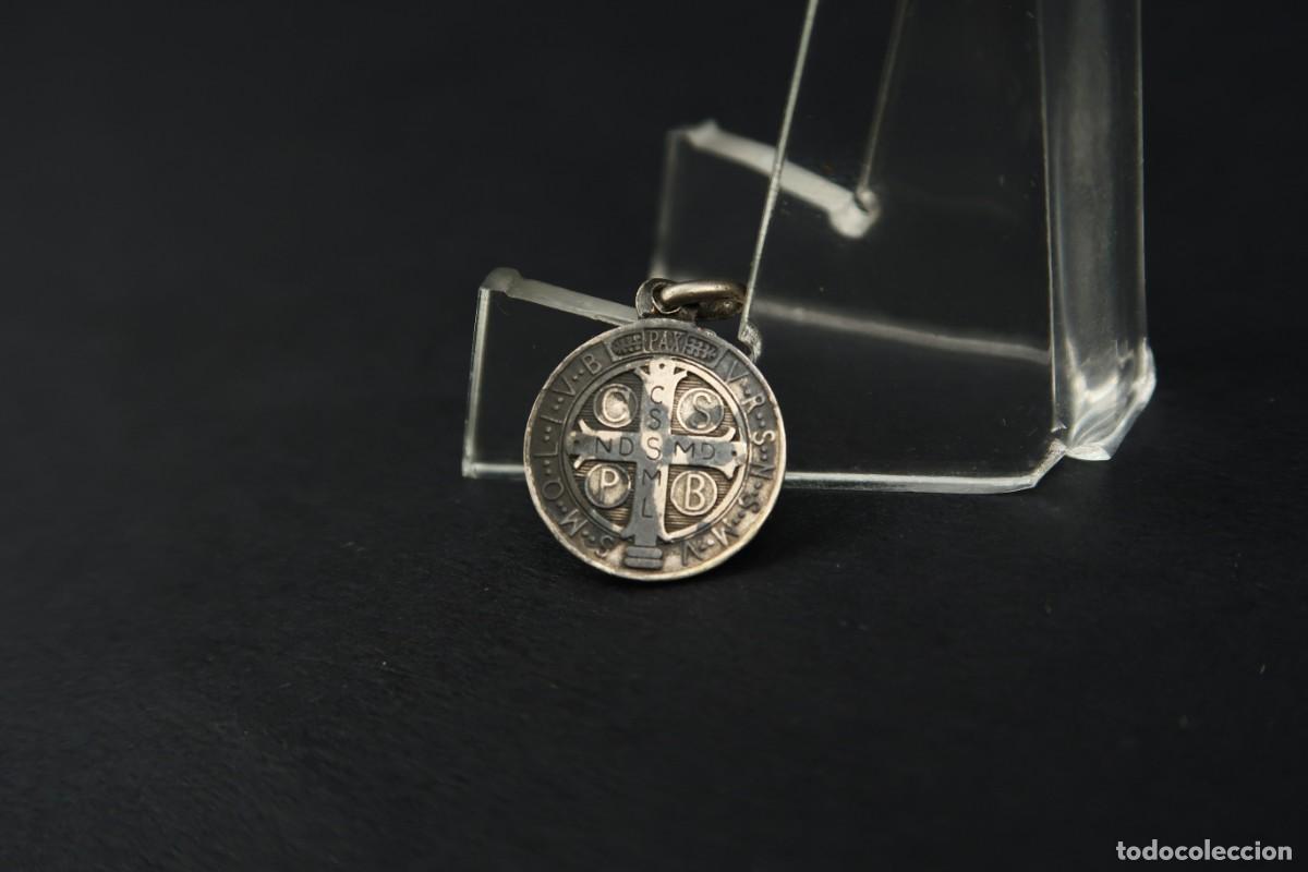 Antig&uuml;edades: Antigua Medalla Religiosa de Plata - Foto 4