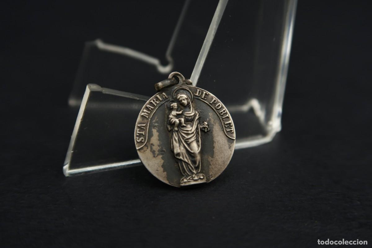 Antig&uuml;edades: Antigua Medalla Religiosa de Plata - Foto 1