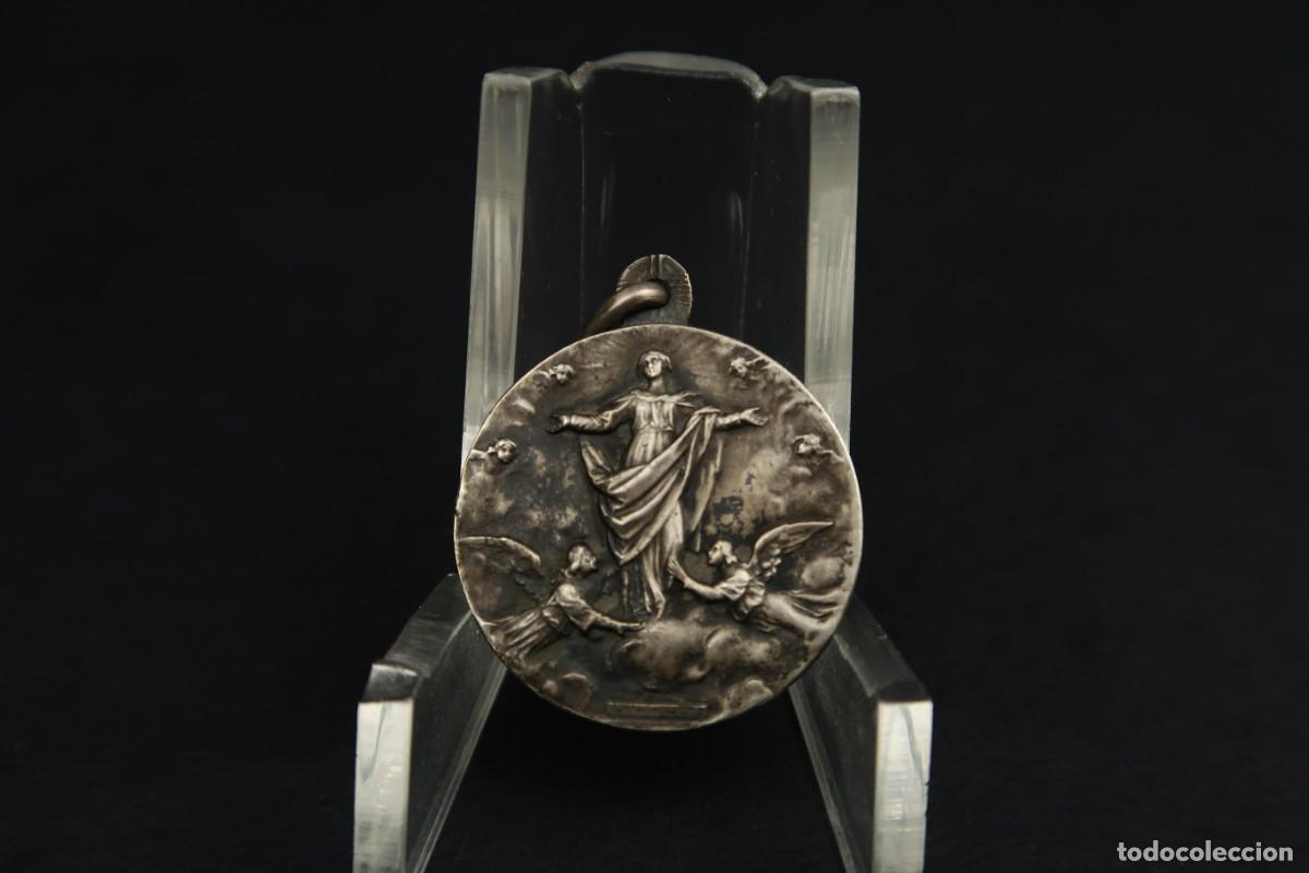 Antig&uuml;edades: Antigua Medalla Religiosa de Plata - Foto 1