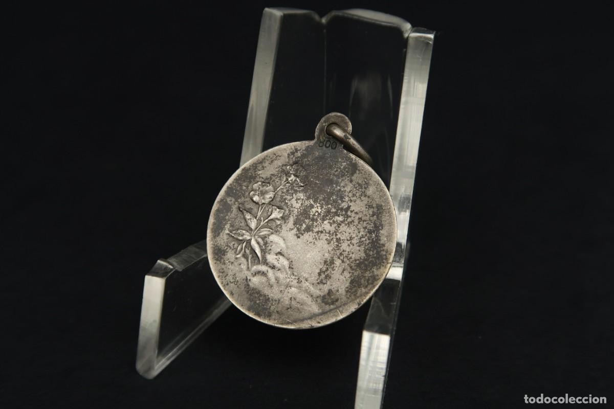 Antig&uuml;edades: Antigua Medalla Religiosa de Plata - Foto 5