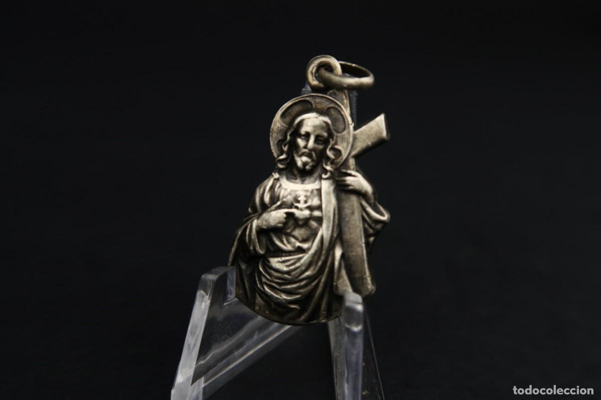 Antig&uuml;edades: Antigua Medalla Religiosa de Plata - Foto 2