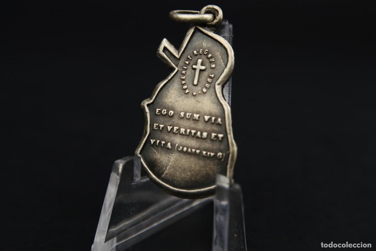 Antig&uuml;edades: Antigua Medalla Religiosa de Plata - Foto 6