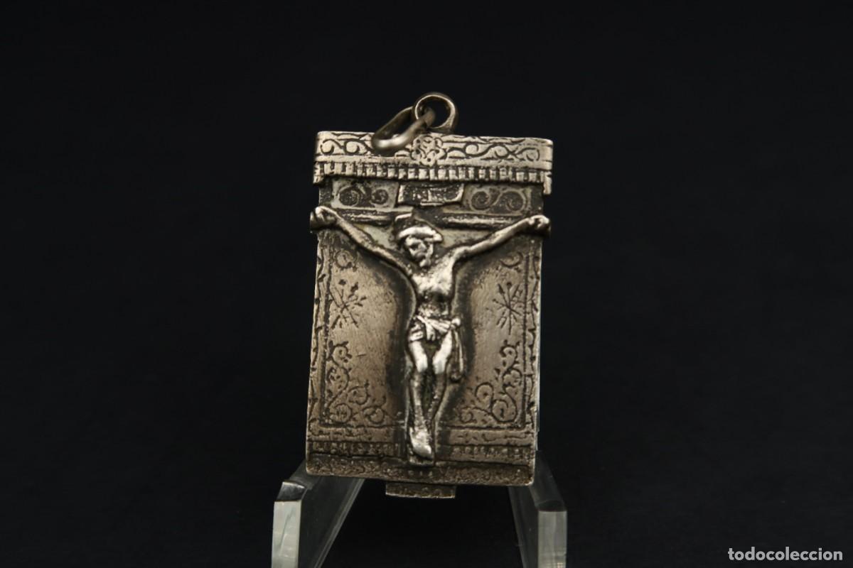 Antig&uuml;edades: Antigua Medalla Religiosa de Plata - Foto 1