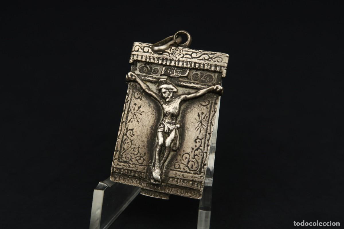 Antig&uuml;edades: Antigua Medalla Religiosa de Plata - Foto 2