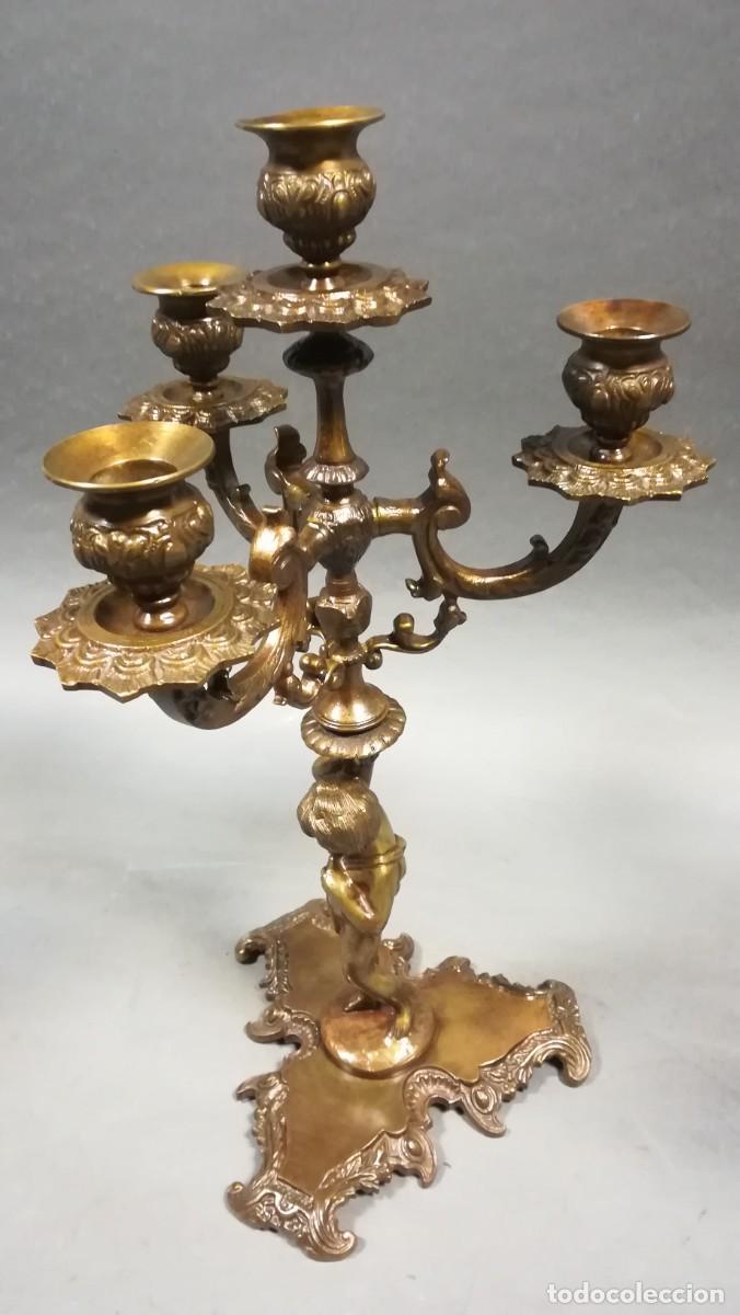 Antig&uuml;edades: CANDELABRO R&Eacute;PLICA DE BRONCE PATINADO - Foto 2