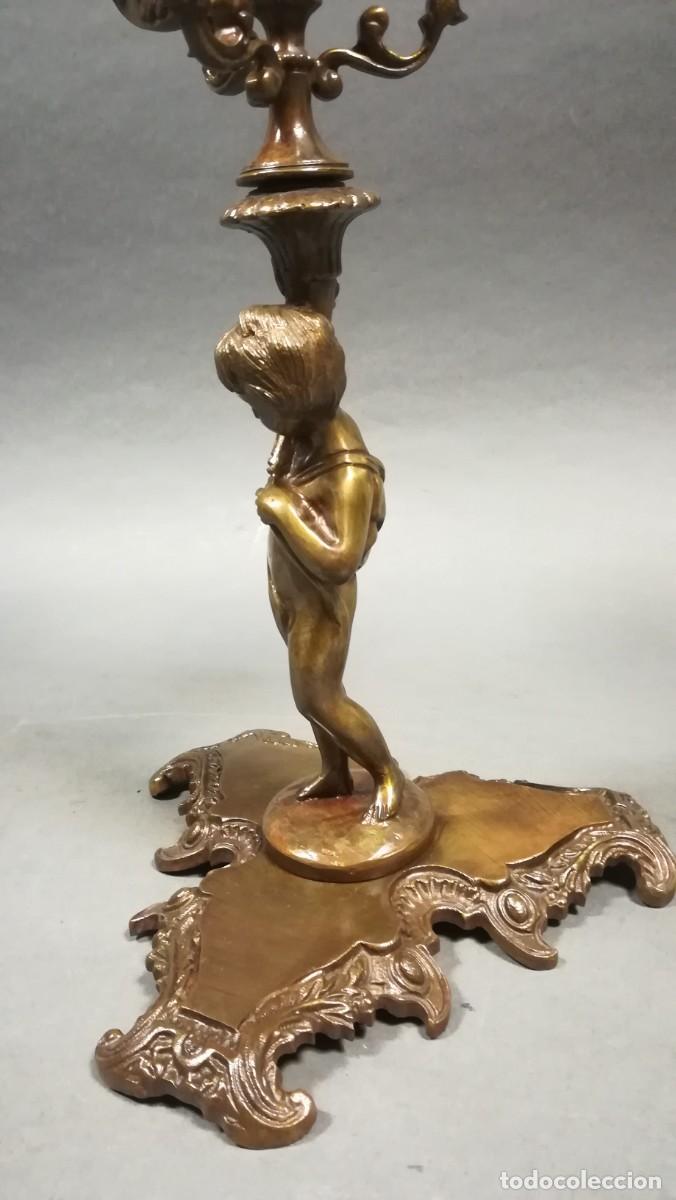 Antig&uuml;edades: CANDELABRO R&Eacute;PLICA DE BRONCE PATINADO - Foto 7
