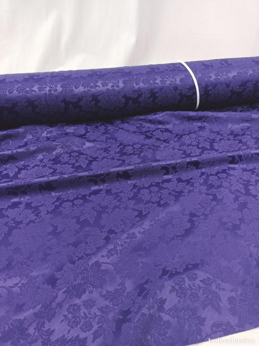 Antig&uuml;edades: TEJIDO MORADO ADAMASCADO - Foto 1