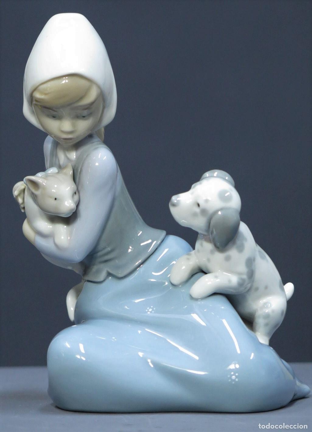 Antig&uuml;edades: NI&Ntilde;A CON PERRO Y GATO. LLADRO - Foto 1
