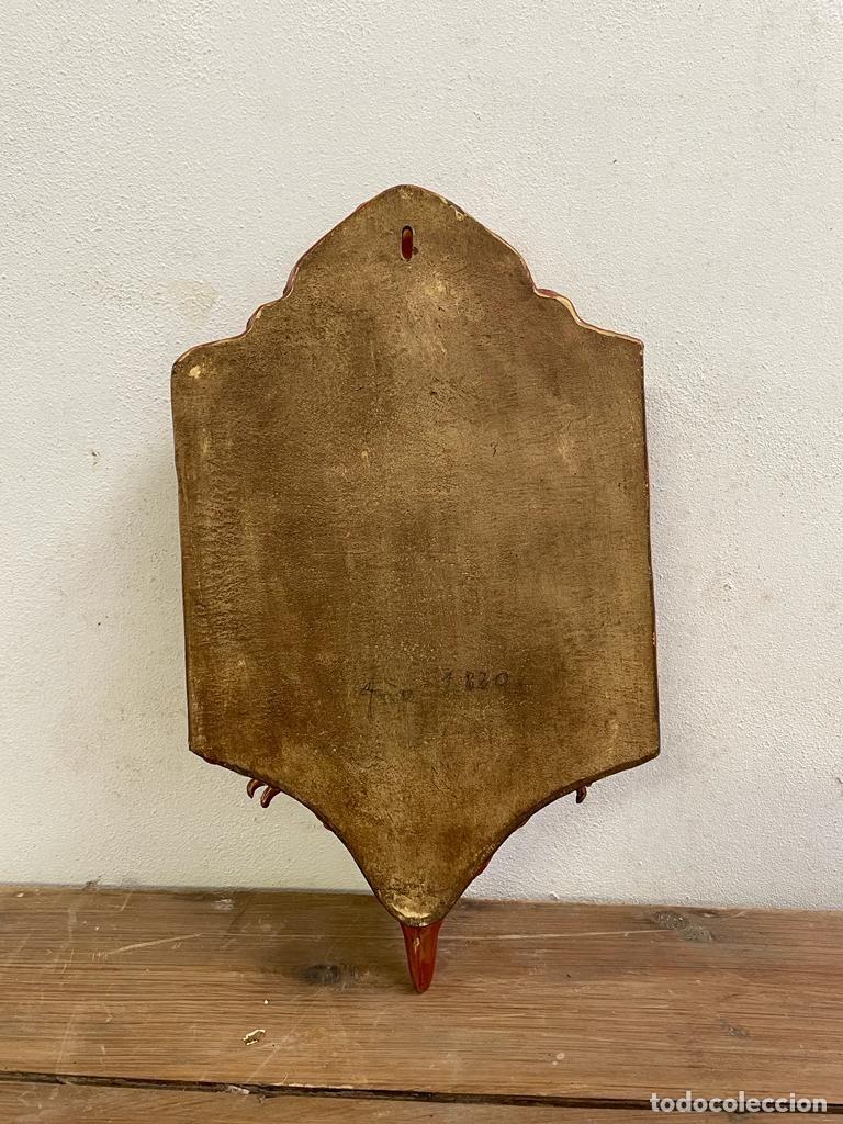 Antig&uuml;edades: Pila benditera representando un altar. - Foto 5