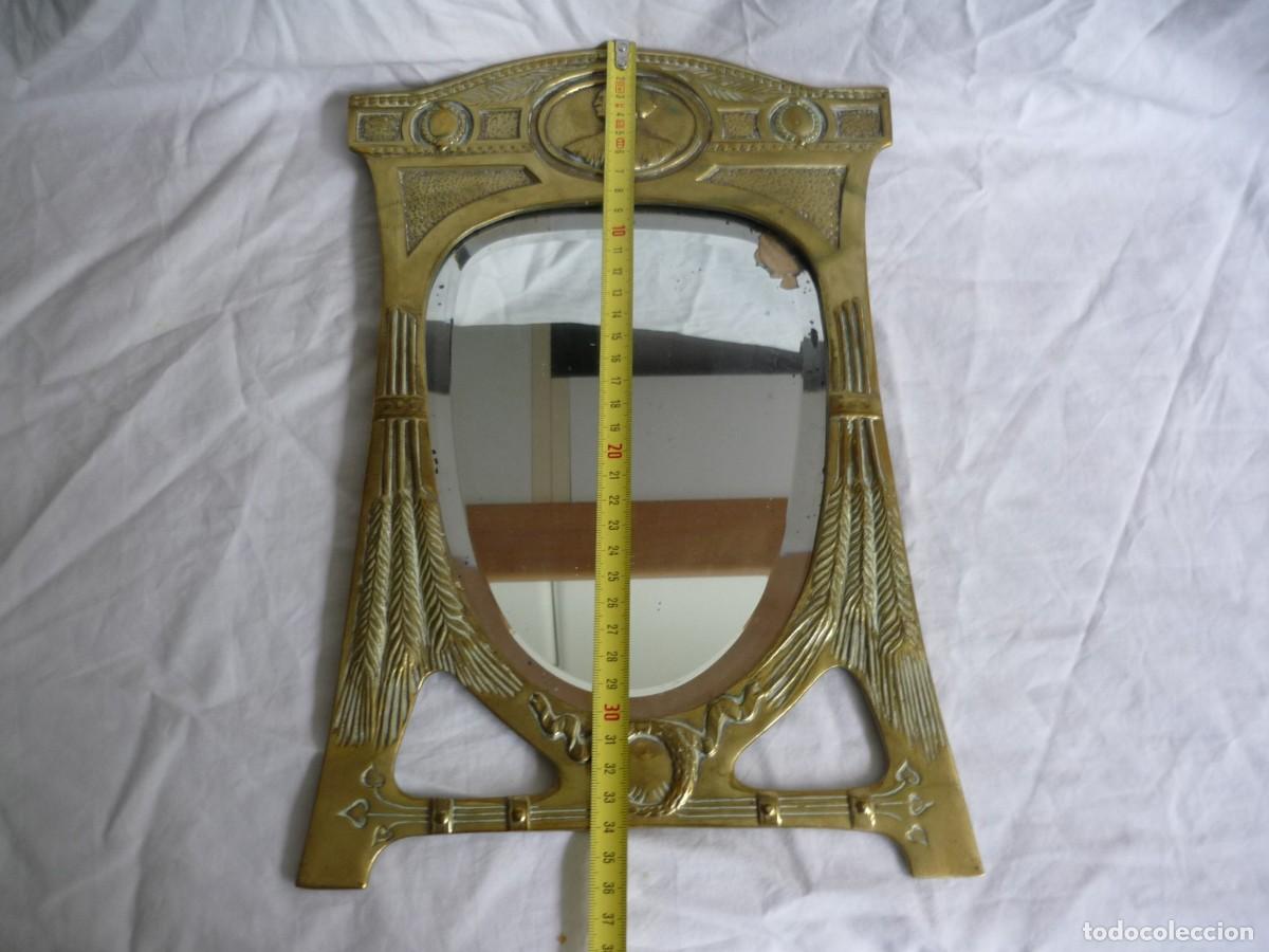 Antig&uuml;edades: Espejo de bronce modernista cristal biselado - Foto 10
