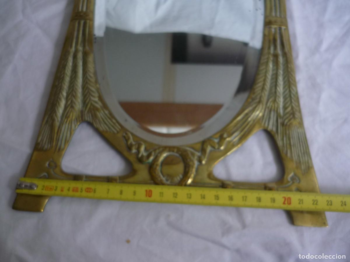 Antig&uuml;edades: Espejo de bronce modernista cristal biselado - Foto 13
