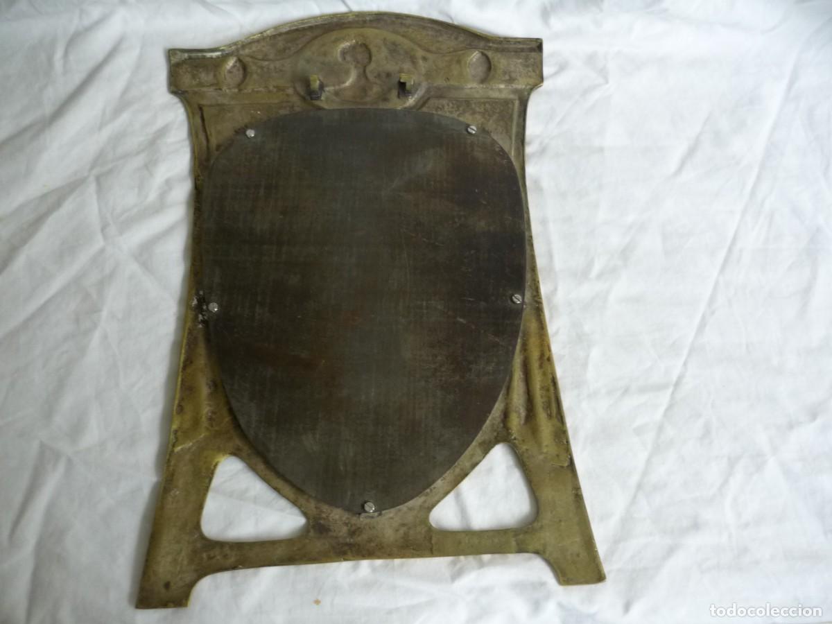 Antig&uuml;edades: Espejo de bronce modernista cristal biselado - Foto 14
