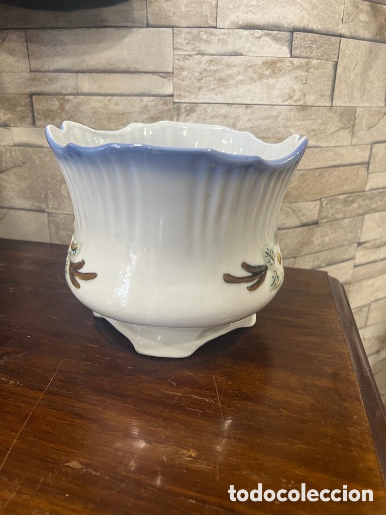 Antig&uuml;edades: Bonito centro de mesa en porcelana - Foto 3