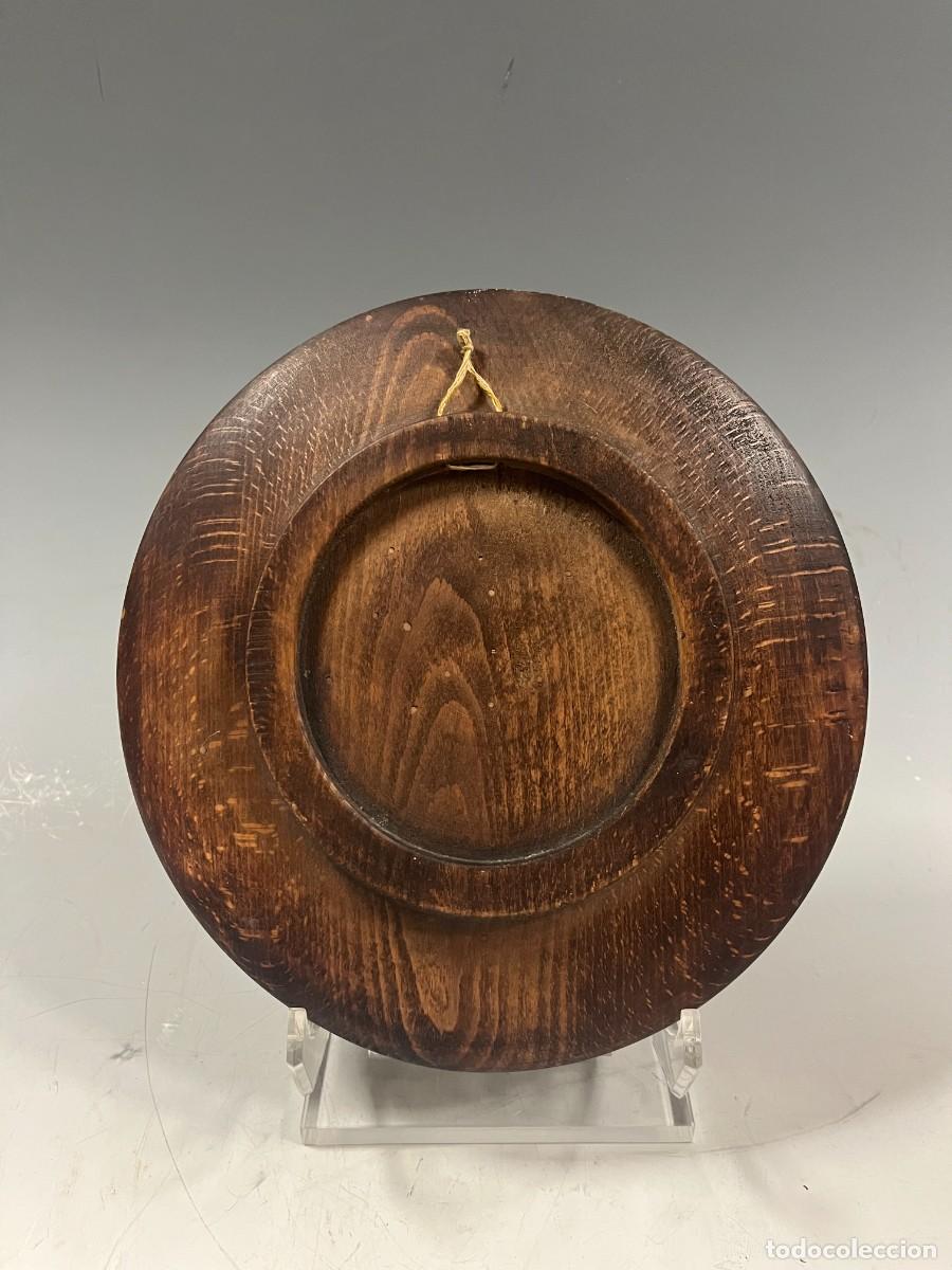 Antig&uuml;edades: PLATO ANTIGUO DE MADERA PINTADO - Foto 3